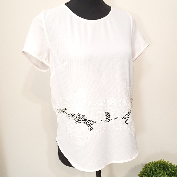 Monteau Tops - Monteau Embroidered Ivory Shortsleeve Blouse